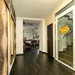 U Aktorów Hotel *
