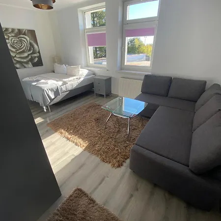 U Aktorow - Goscinne Hotel *