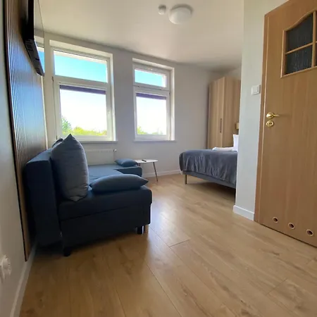 U Aktorow - Goscinne